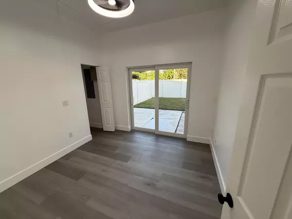 North Palm Beach, FL 33408,11865 Ellison Wilson RD A