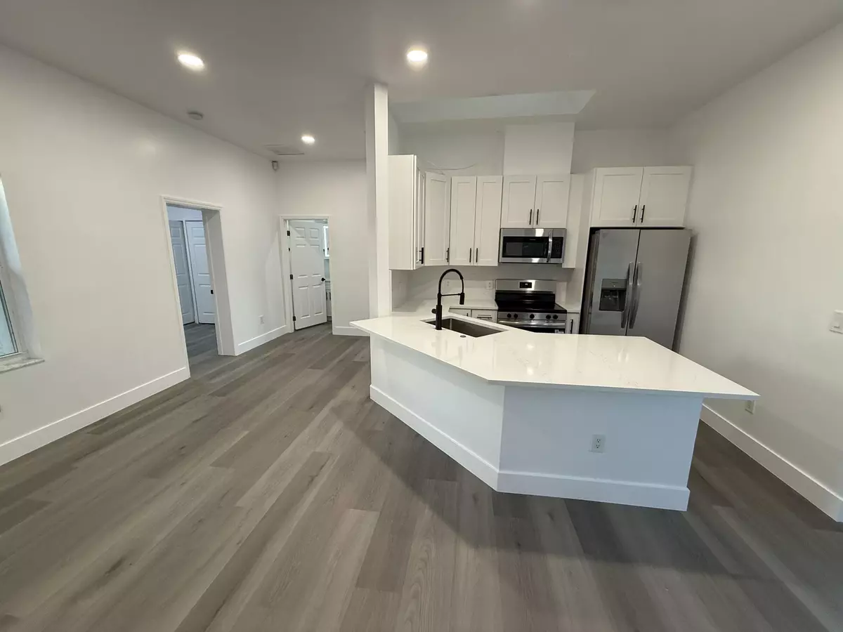 North Palm Beach, FL 33408,11865 Ellison Wilson RD A