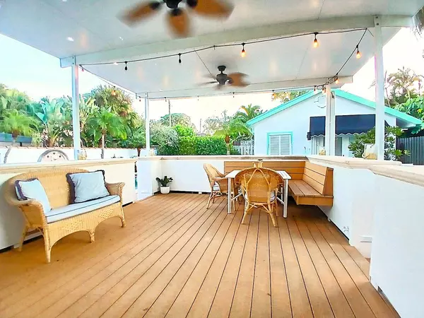 Lake Worth Beach, FL 33460,205 N 18th AVE