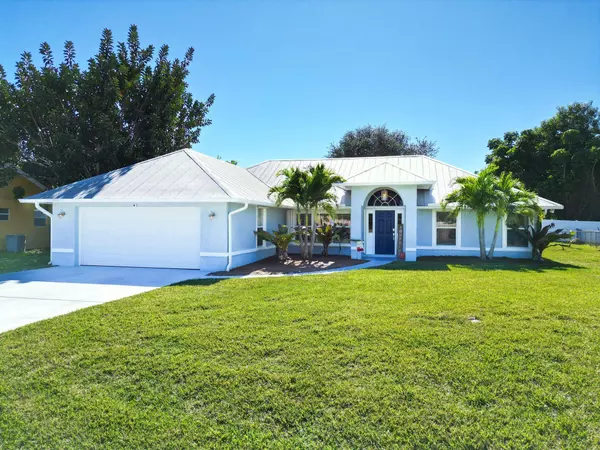 1518 SE Portillo RD, Port Saint Lucie, FL 34952