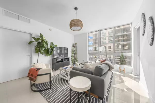 Miami, FL 33131,300 S Biscayne BLVD T-3604