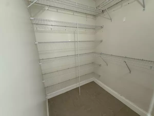 West Palm Beach, FL 33401,752 Executive Center DR 112