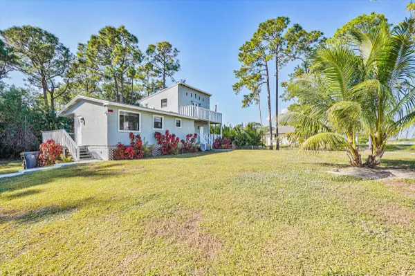 Loxahatchee, FL 33470,17852 N 94th ST