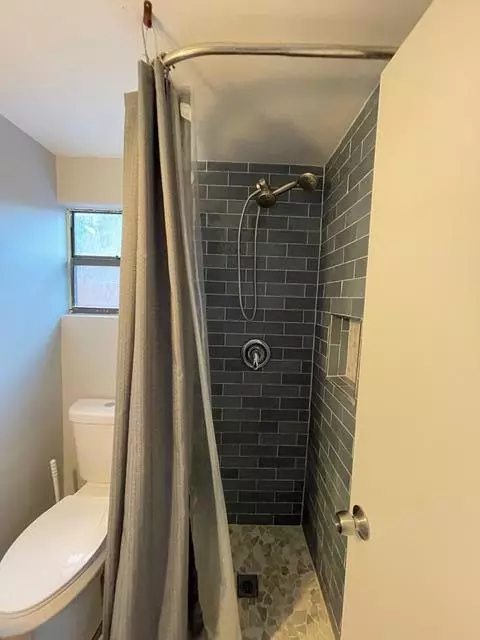 Lake Park, FL 33403,919 Laurel DR (Rear)