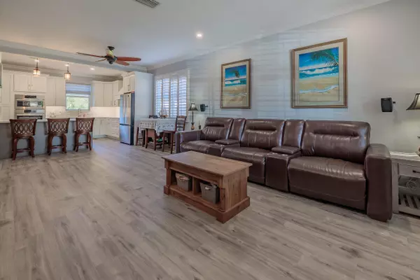 Stuart, FL 34997,3285 SW Porpoise CIR