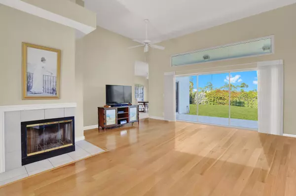 Jupiter, FL 33469,11017 SE Harken TER