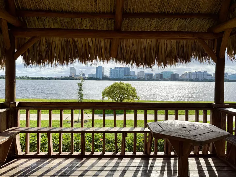 760 Executive Center DR 14, West Palm Beach, FL 33401