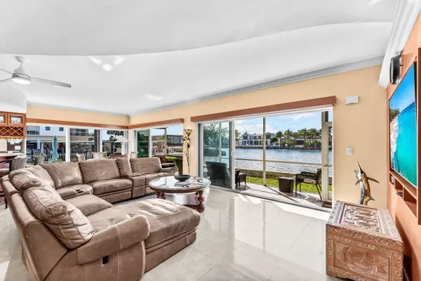 Hillsboro Beach, FL 33062,1166 Hillsboro Mile 8