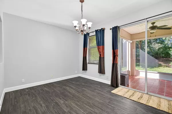 Vero Beach, FL 32968,689 Carriage Lake WAY