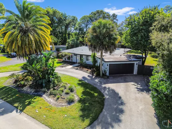 Plantation, FL 33317,4330 SW 7th ST