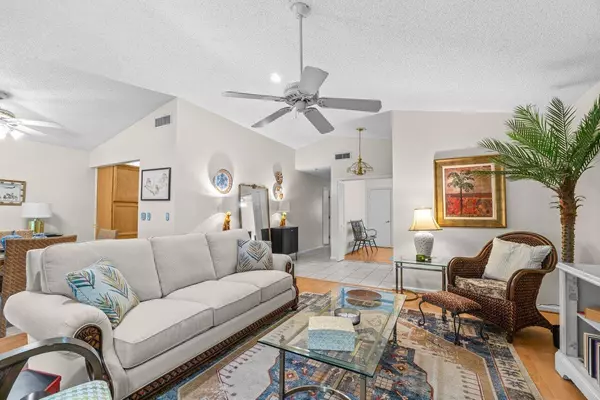 Palm Beach Gardens, FL 33418,77 N Ironwood WAY