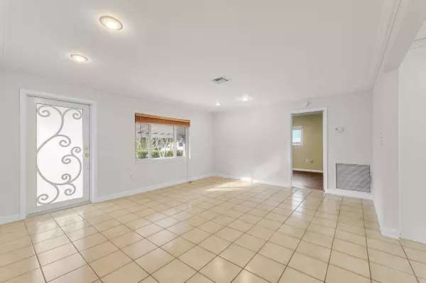 Miramar, FL 33023,6901 SW 27th ST