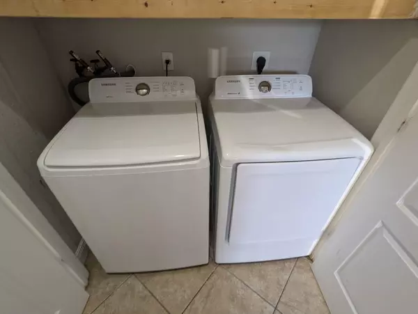 Lake Worth, FL 33463,4910 Cambridge ST