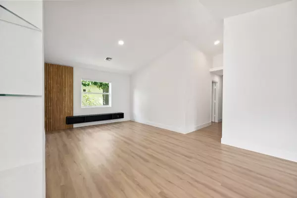 Boynton Beach, FL 33426,151 Crystal Key WAY