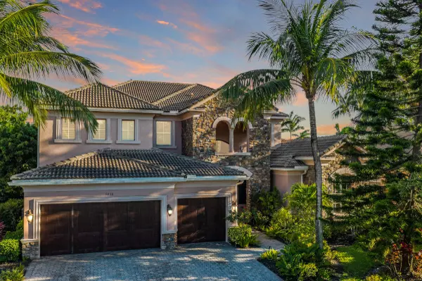 9238 Pineville DR, Lake Worth, FL 33467