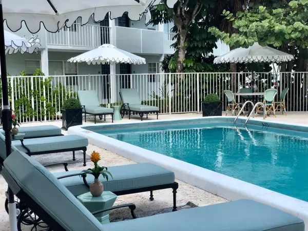 West Palm Beach, FL 33409,2716 Vandiver DR 9b