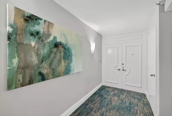 Riviera Beach, FL 33404,5280 N Ocean DR 14-D