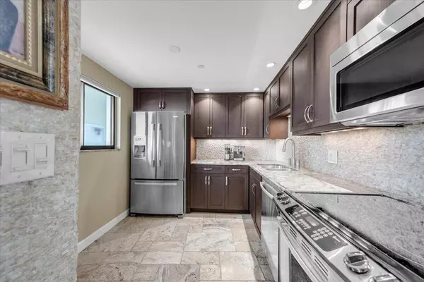 Jupiter, FL 33477,200 Ocean Trail WAY 108