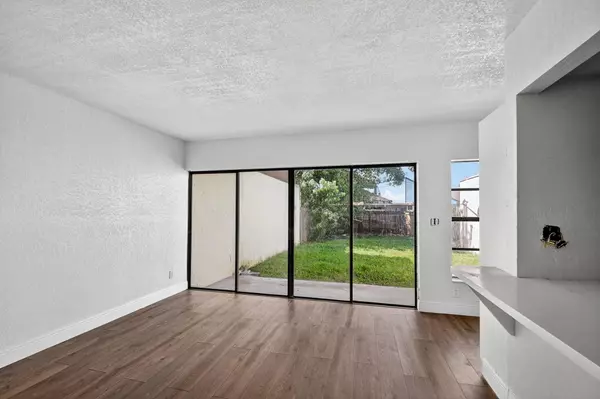 Wellington, FL 33414,1405 White Pine DR