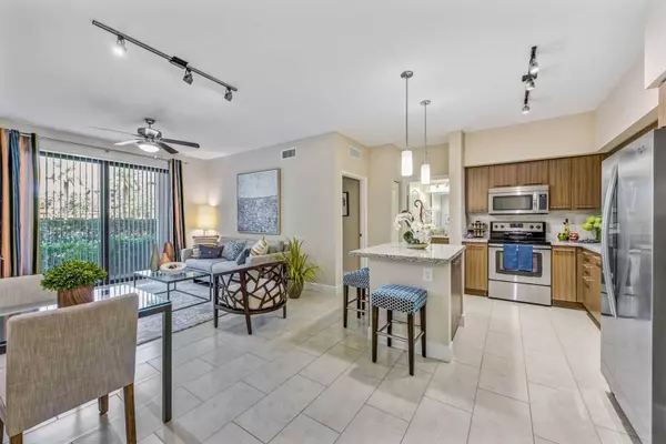 Miami, FL 33177,16808 SW 137th AVE 922