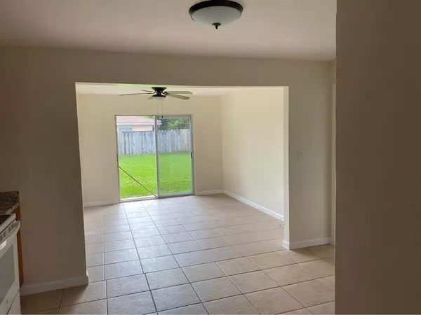 Coral Springs, FL 33065,3952 NW 83rd LN