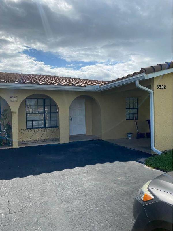 3952 NW 83rd LN, Coral Springs, FL 33065