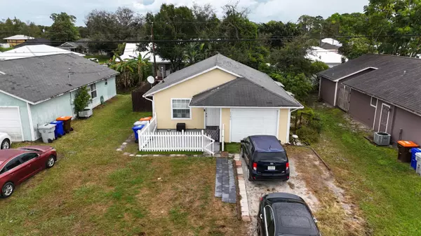 Vero Beach, FL 32962,1540 SW 20th Ave Sw AVE