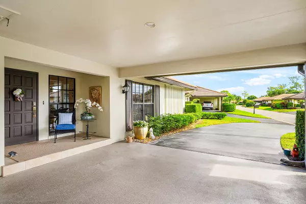 Atlantis, FL 33462,481 Forestview DR