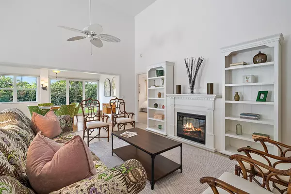 Hobe Sound, FL 33455,7998 SE Hempstead CIR