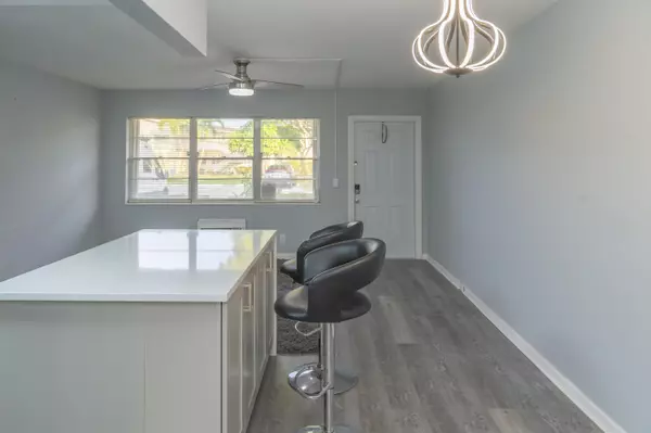 West Palm Beach, FL 33417,246 Northampton M