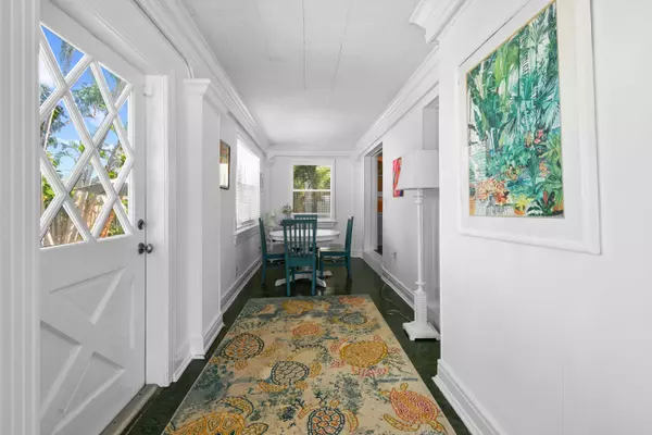 Lake Park, FL 33403,250 Foresteria DR