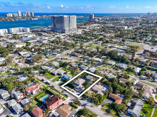 Lake Park, FL 33403,250 Foresteria DR