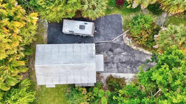 West Palm Beach, FL 33415,5715 Karen DR