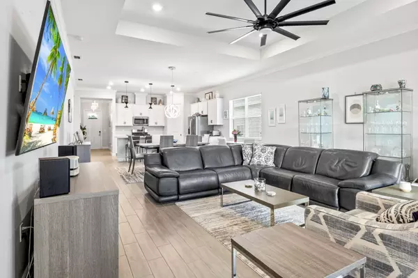 Port Saint Lucie, FL 34986,792 SE Bloomfield RD