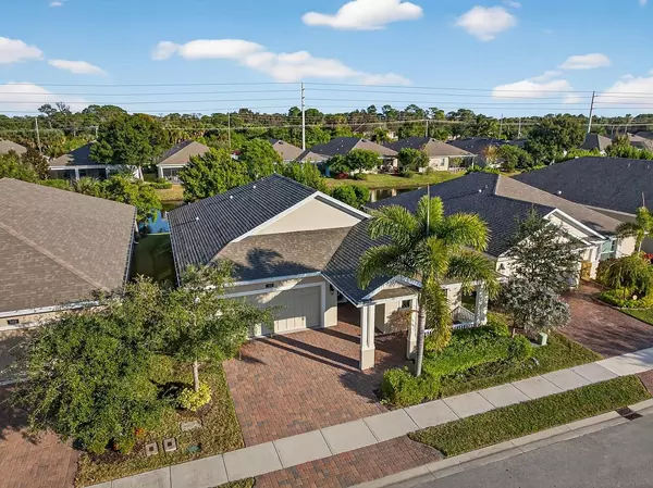 313 Sandcrest CIR, Sebastian, FL 32958