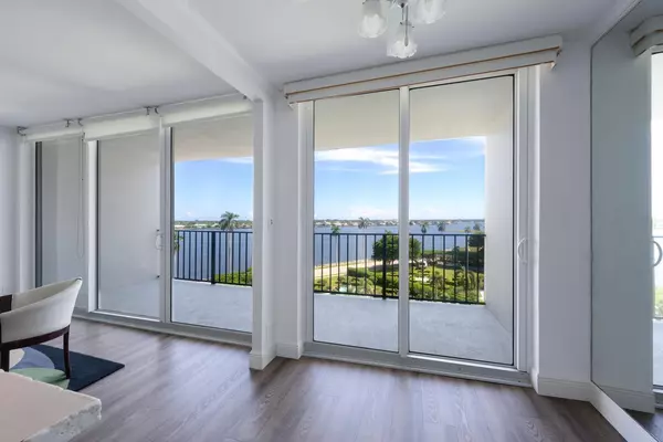 West Palm Beach, FL 33401,1701 S Flagler DR 706