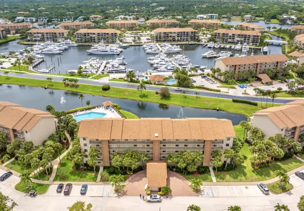 601 Seafarer CIR 104, Jupiter, FL 33477