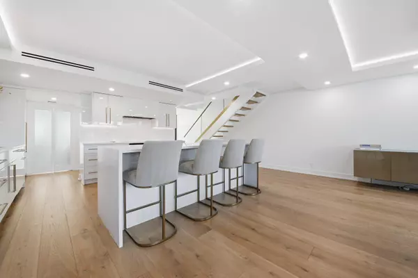 Delray Beach, FL 33483,800 N Ocean BLVD 4