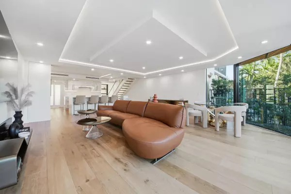 Delray Beach, FL 33483,800 N Ocean BLVD 4