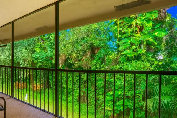 Boca Raton, FL 33486,5600 Coach House CIR E