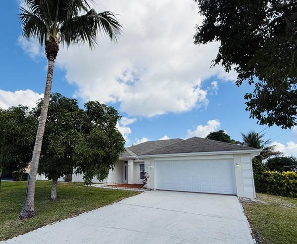 3485 SW Europe ST, Port Saint Lucie, FL 34953