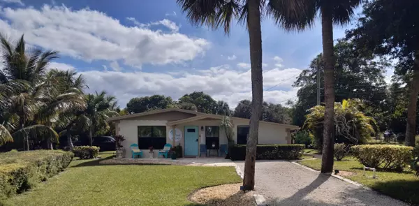 1150 NE County Line RD, Jensen Beach, FL 34957