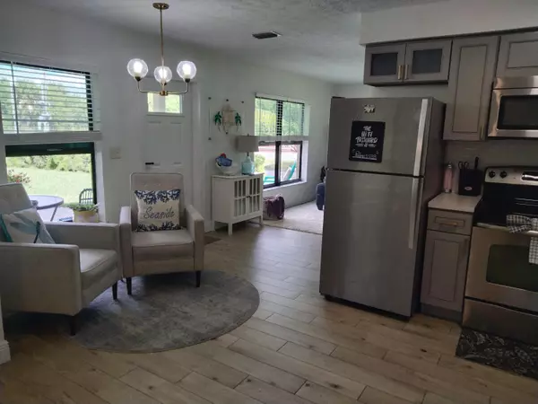 Jensen Beach, FL 34957,1150 NE County Line RD