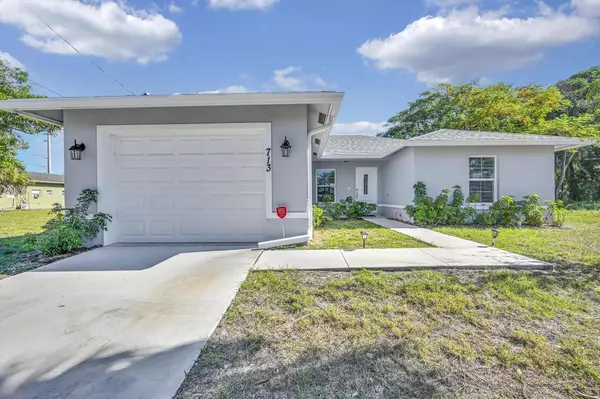 713 SE East AVE, Stuart, FL 34994