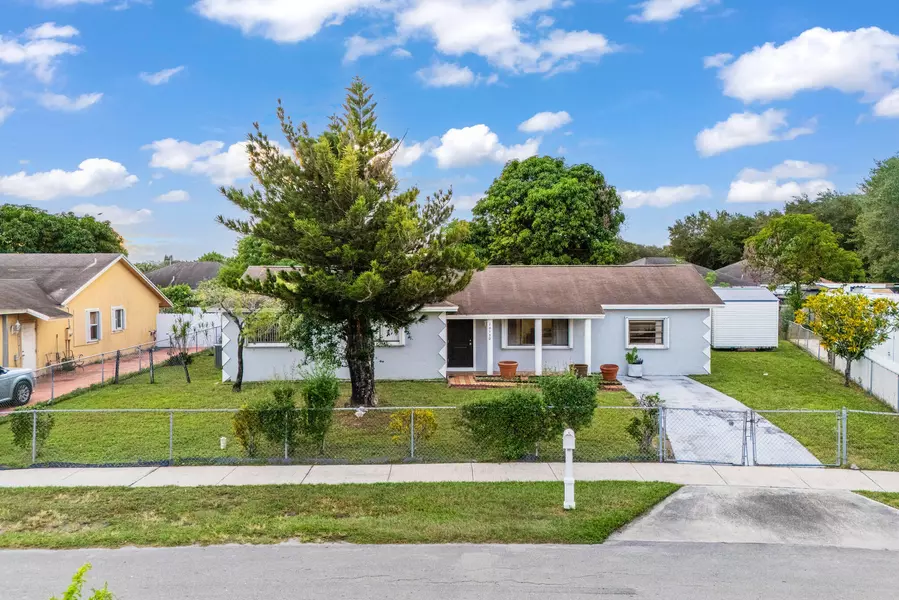 20130 NW 34th CT, Miami Gardens, FL 33056