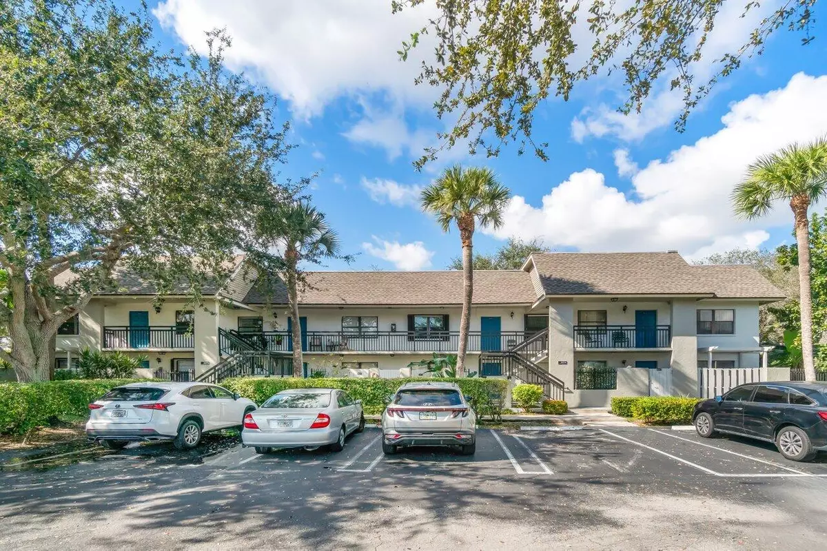 Delray Beach, FL 33445,3014 SW 21st TER 352b