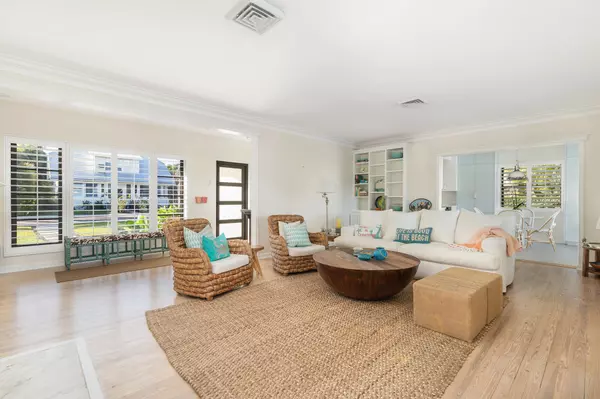 Lake Worth Beach, FL 33460,328 N Lakeside DR