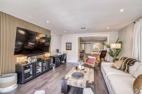 Palm Beach Gardens, FL 33410,13021 Flamingo TER