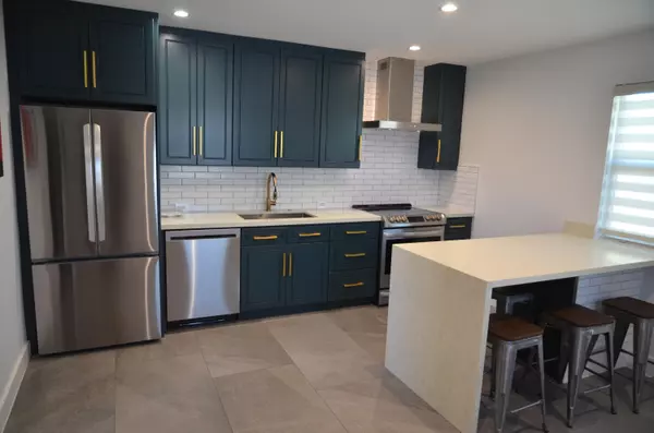 West Palm Beach, FL 33405,3808 S S Olive AVE