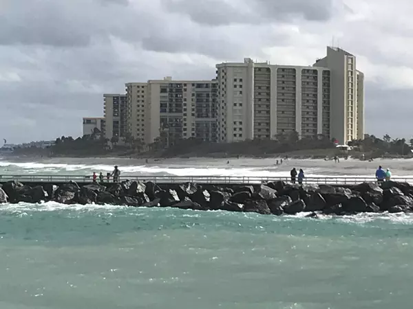 Jupiter, FL 33477,100 Ocean Trail WAY 208